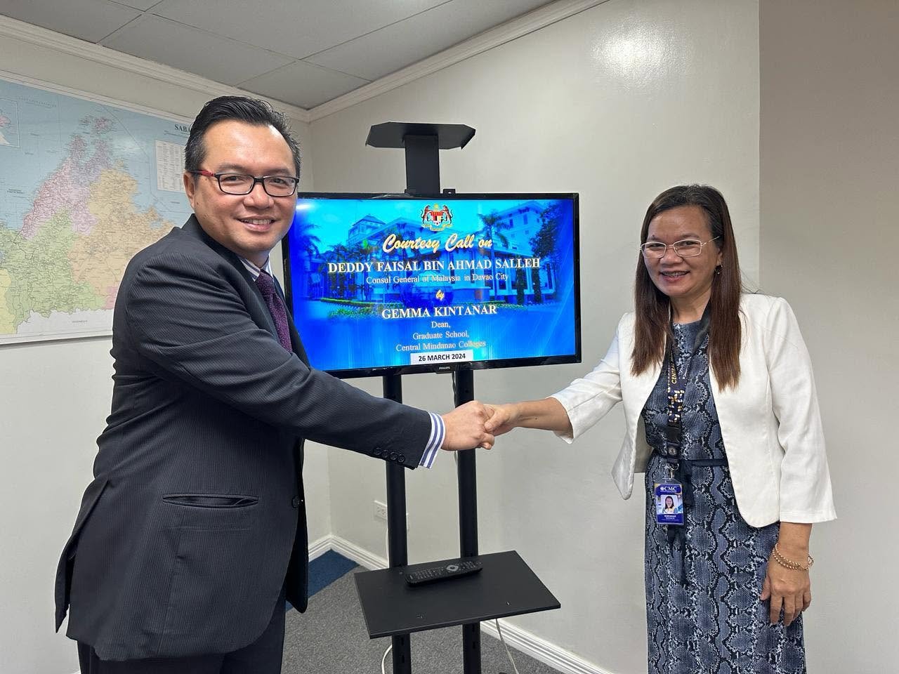 𝐄𝐱𝐩𝐥𝐨𝐫𝐢𝐧𝐠 𝐆𝐥𝐨𝐛𝐚𝐥 𝐎𝐩𝐩𝐨𝐫𝐭𝐮𝐧𝐢𝐭𝐢𝐞𝐬: 𝐂𝐌𝐂 𝐆𝐒𝐄 𝐄𝐧𝐠𝐚𝐠𝐞𝐬 𝐰𝐢𝐭𝐡 𝐌𝐚𝐥𝐚𝐲𝐬𝐢𝐚𝐧 𝐂𝐨𝐧𝐬𝐮𝐥𝐚𝐭𝐞 𝐟𝐨𝐫 𝐌𝐀𝐄𝐃 𝐒𝐭𝐮𝐝𝐞𝐧𝐭𝐬' 𝐅𝐁𝐄𝐋 𝐏𝐫𝐨𝐠𝐫𝐚𝐦 — photo 2